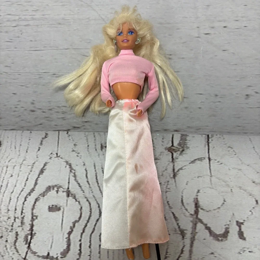 Vintage Mattel Barbie Doll 1966 1981 Pink Crop Top Satin Skirt Blonde Blue Eyes